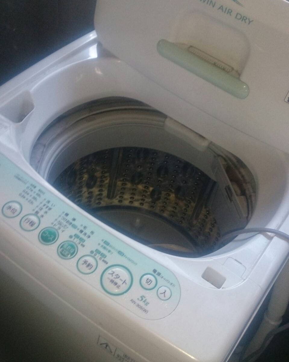福山市御船町付近で回収した洗濯機です。