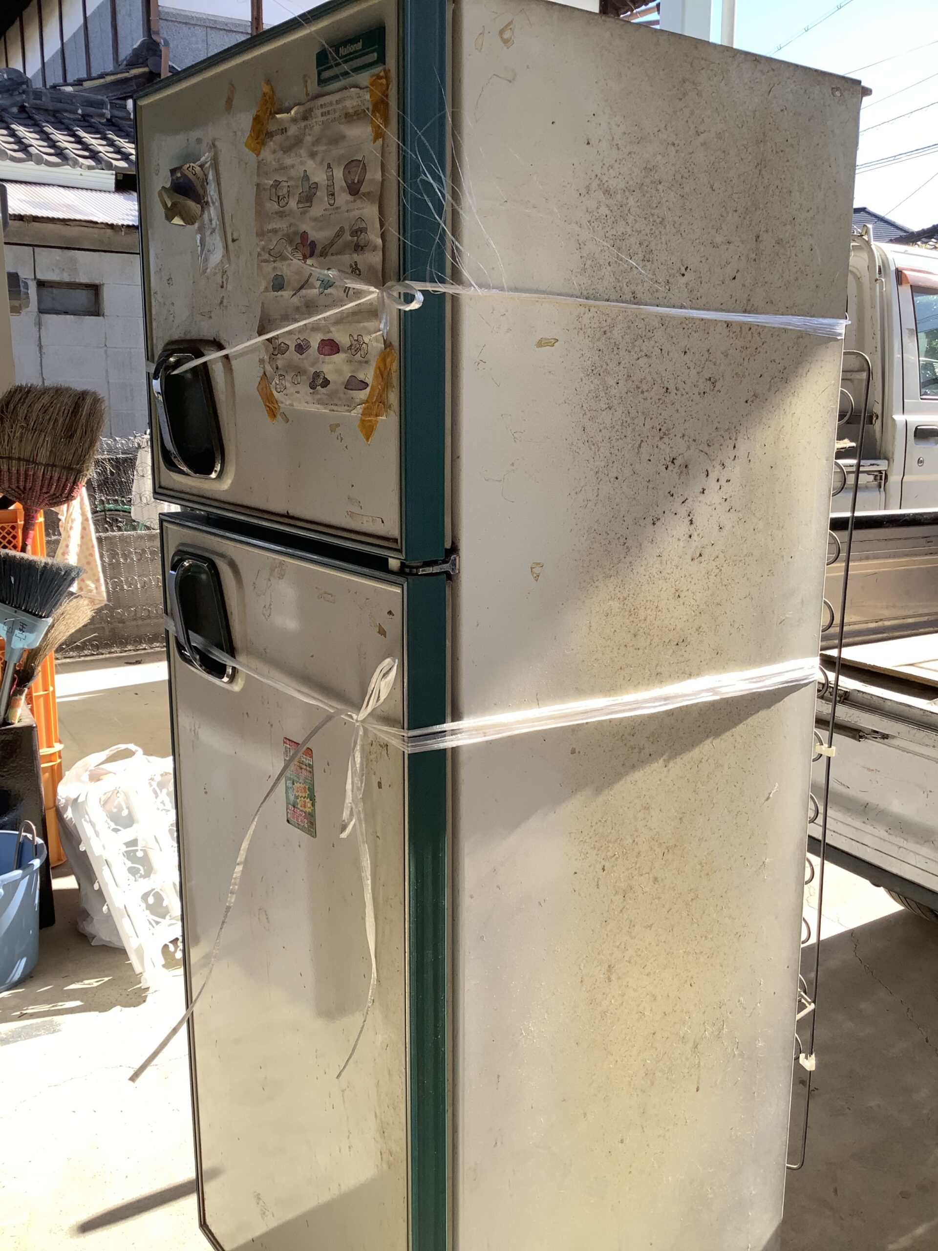 福山市熊野町で回収した冷蔵庫