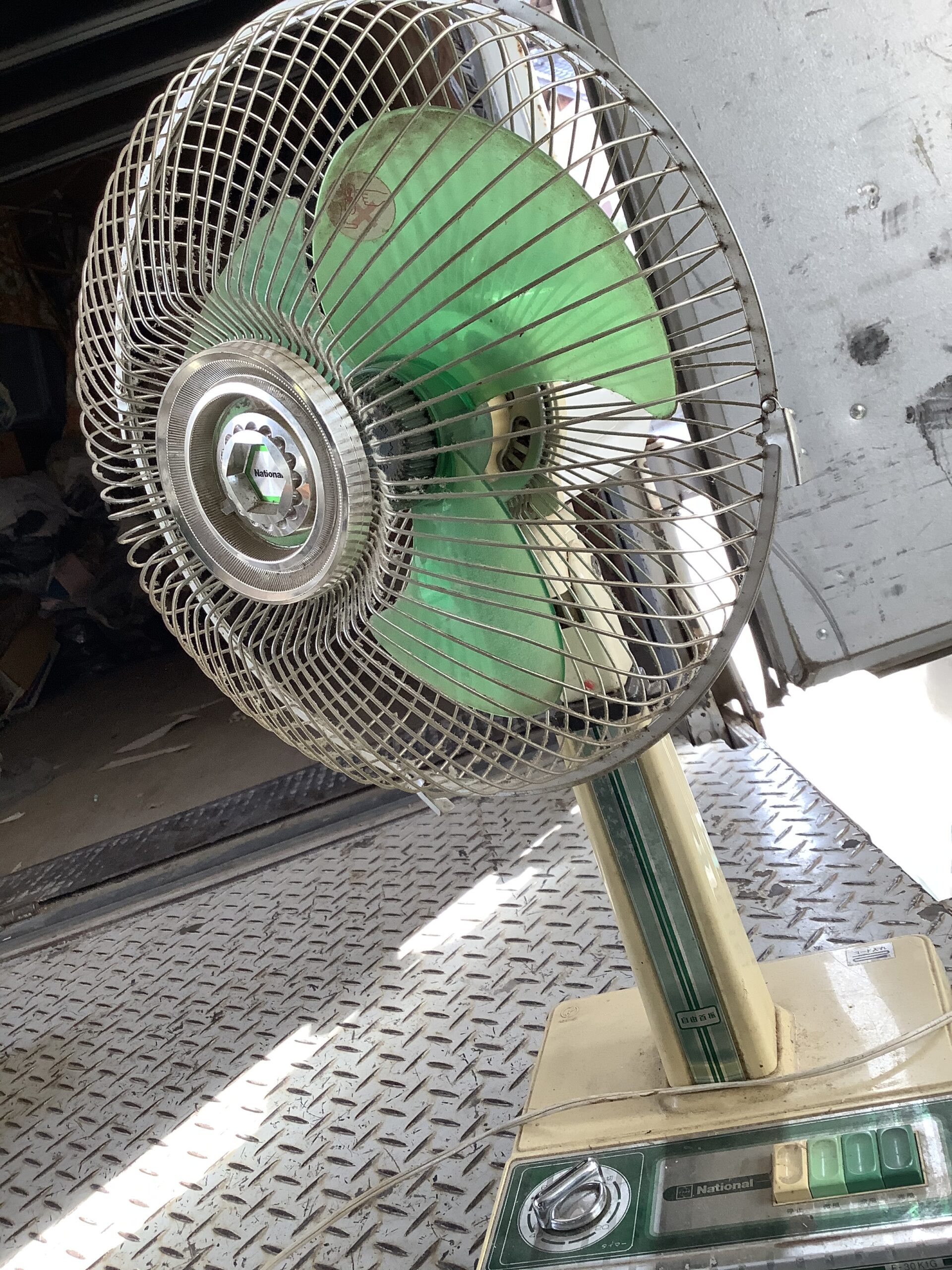 福山市引野町で回収した扇風機
