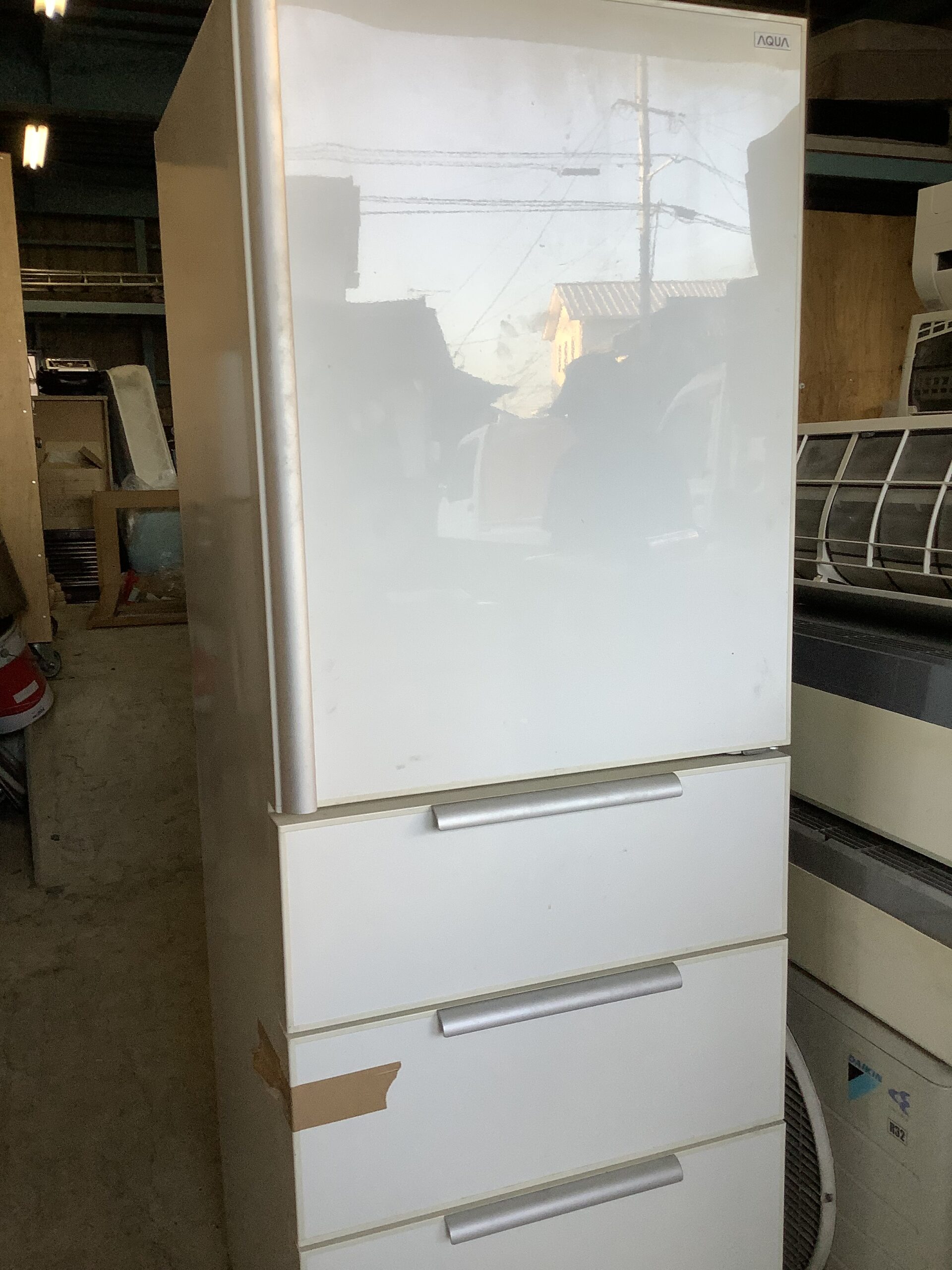福山市新市町で回収した冷蔵庫