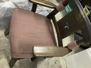 福山市今津町で回収した椅子