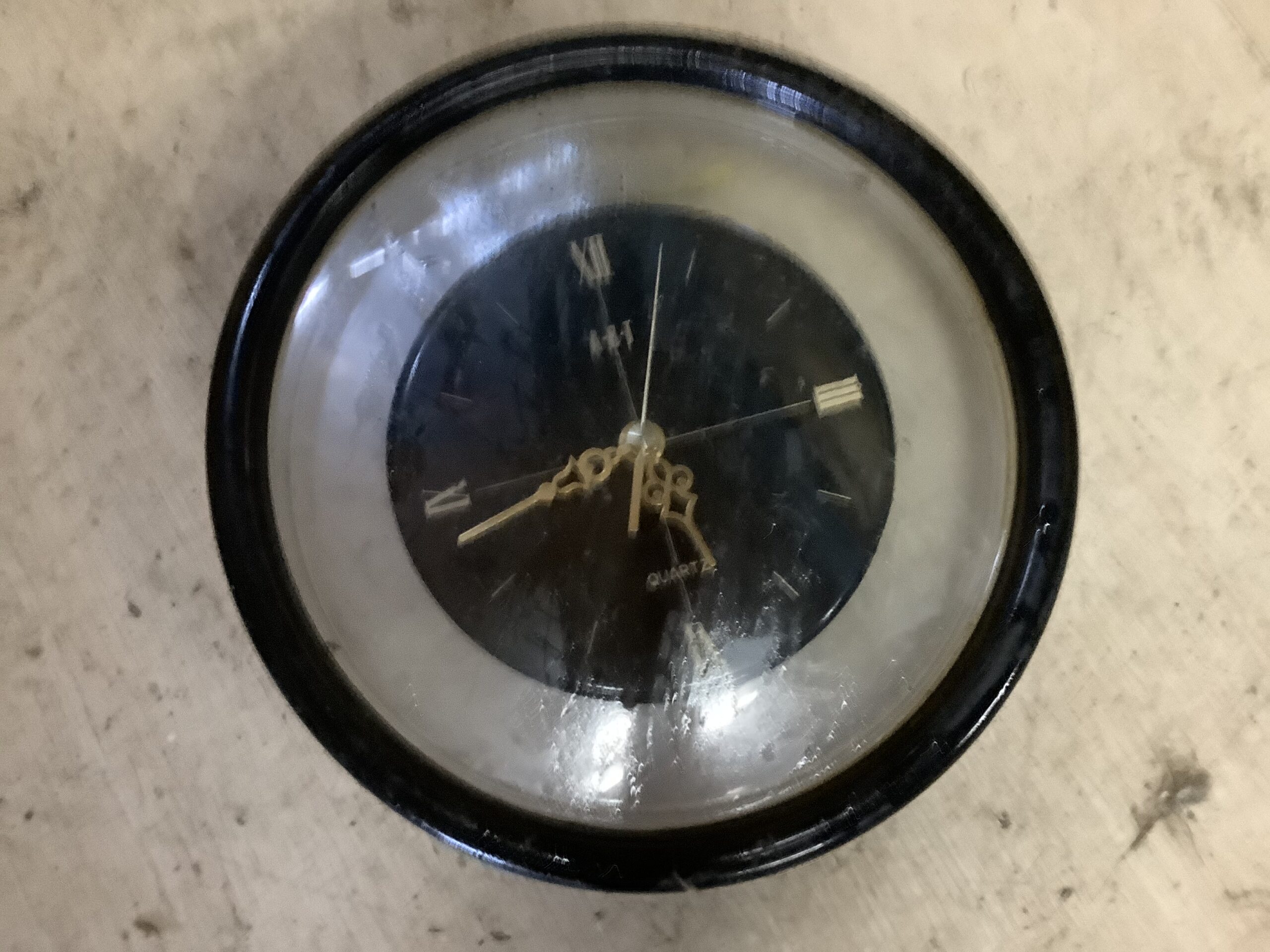 福山市春日町で回収した時計