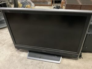 液晶テレビ