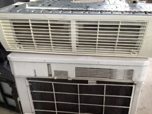 広島県神石高原町で取り外し処分したエアコン