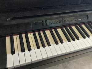 世羅郡世羅町でピアノの引き取りから処分までさせて頂きました。