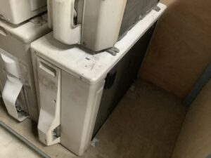 竹原市でエアコンの取り外しから処分までさせて頂きました。