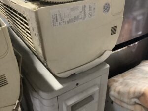 竹原市でエアコンの回収から処分までさせて頂きました。