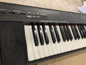 福山市伊勢丘で引き取りから処分までした電子ピアノ