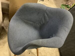 神石高原町でソファーの引き取りから処分までさせて頂きました。