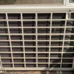 神石高原町でエアコンの取り外しから引き取りまでさせて頂きました。