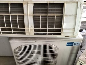 神石高原町でエアコンの回収から引き取りまでさせて頂きました。