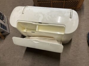 神石高原町でミシンの引き取りから処分までさせて頂きました。