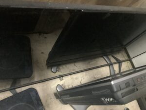 神石高原町でテレビの引き取りから処分までさせて頂きました。