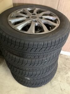 府中市でタイヤの回収から処分までさせて頂きました。