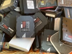 庄原市でバッテリーの引き取りから処分までさせて頂きました。