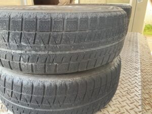 府中市でタイヤの引き取りから処分までさせて頂きました。