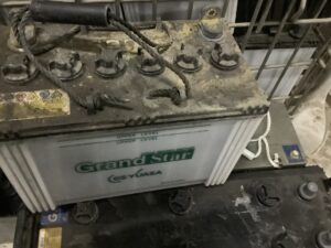 府中市でバッテリーの引き取りから処分までさせて頂きました。