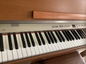福山市新市町で引き取り回収から処分までした電子ピアノ