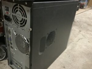 竹原市でパソコンの引き取りから処分までさせて頂きました。