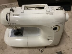 三原市でミシンの引き取りから処分までさせて頂きました。