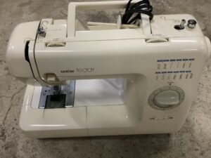 三原市でミシンの回収から処分までさせて頂きました。