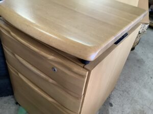 広島県尾道市で引き取り回収から処分までした家具