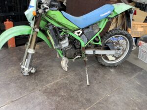 尾道市でバイクの引き取りから処分までさせて頂きました。