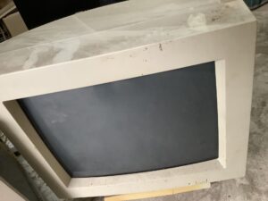 三原市でテレビの引き取りから処分までさせて頂きました。