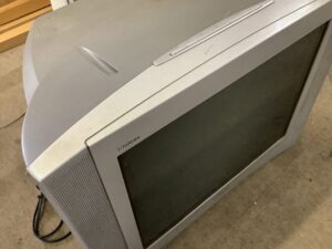 三原市でテレビの回収から処分までさせて頂きました。