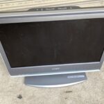 府中市でテレビの回収から処分までさせて頂きました。