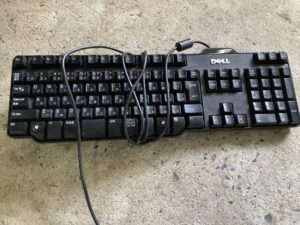 福山市緑町でパソコンの引き取りから処分までさせて頂きました。