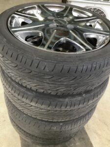 福山市水呑町でアルミタイヤの引き取りから処分までさせて頂きました。