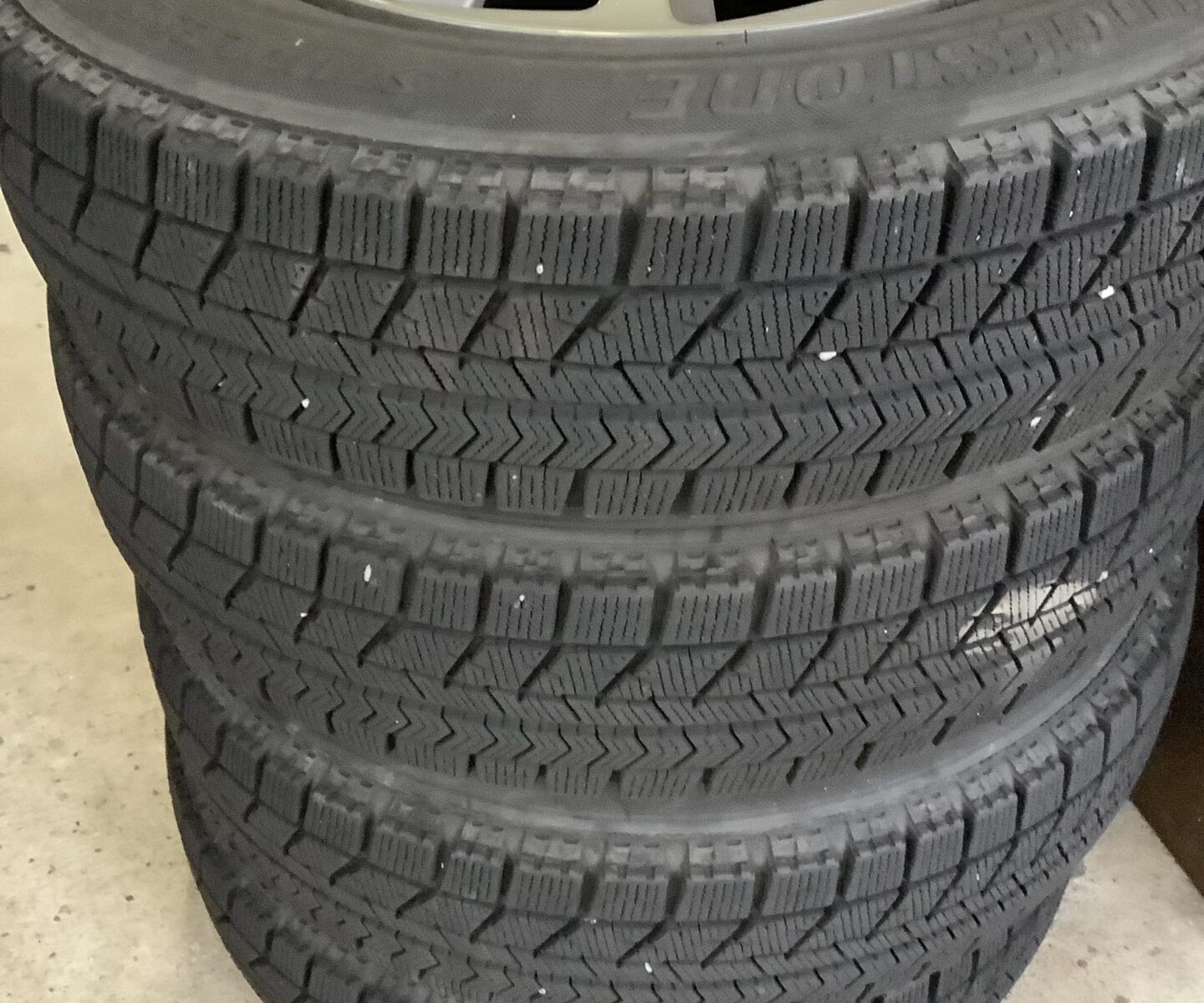 福山市引野町で引き取り回収から処分までしたアルミタイヤ