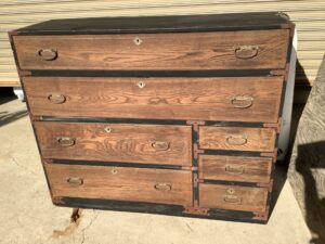 福山市新市町で引き取り回収から処分までしたタンス