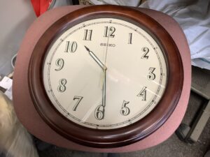 世羅郡世羅町で引き取り回収から処分までした不用品の時計