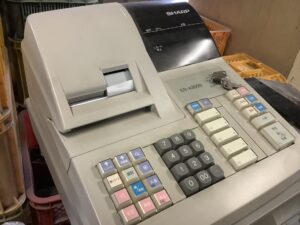 広島県府中市で引き取り回収から処分までした不用品のレジ