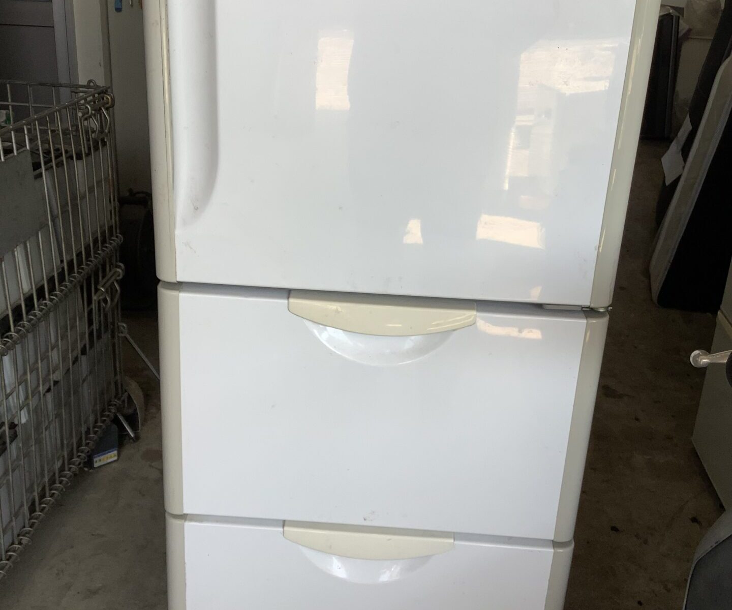 広島県神石高原町で引き取り回収から処分までした冷蔵庫