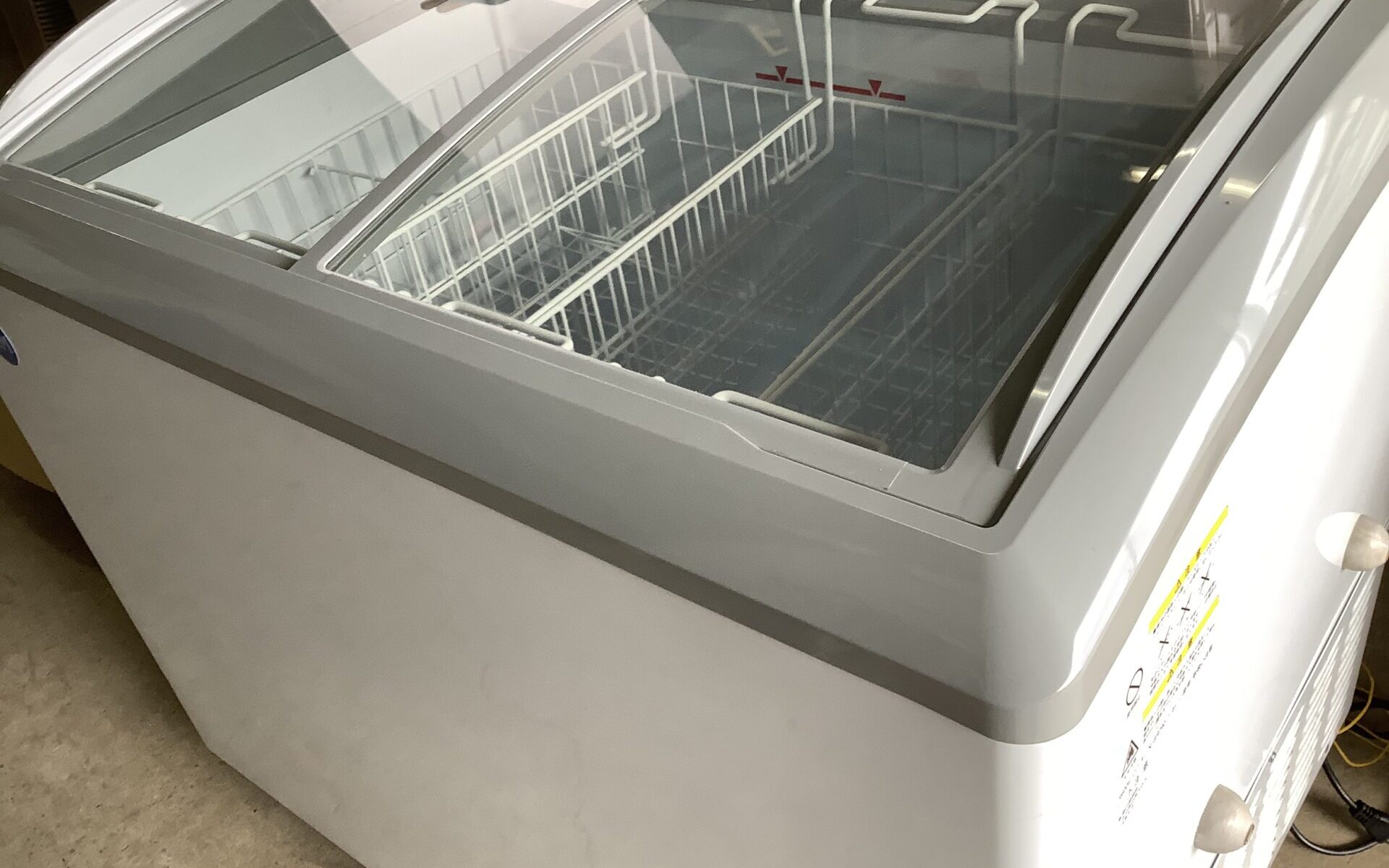 福山市春日町で引き取り回収から処分までした冷蔵庫