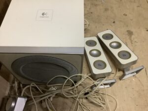 三次市吉舎町辻でオーディオの引き取りから処分までさせて頂きました。