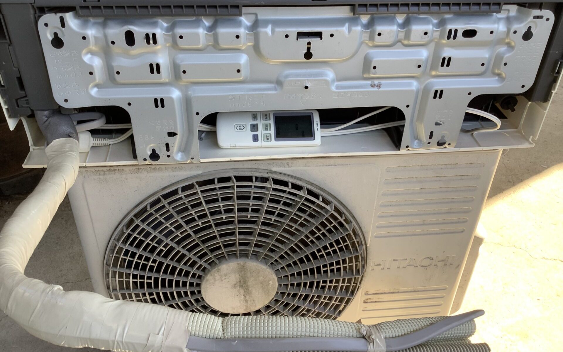 広島県三原市で取り外し回収から処分までしたエアコン