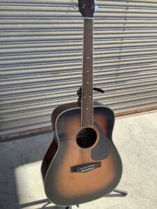 世羅郡世羅町青近でギターの回収から処分までさせて頂きました。