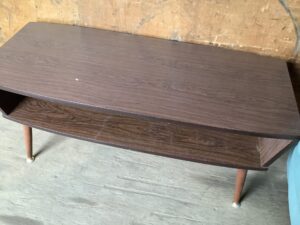 尾道市御調町三郎丸でテレビ台の引き取りから処分までさせて頂きました。