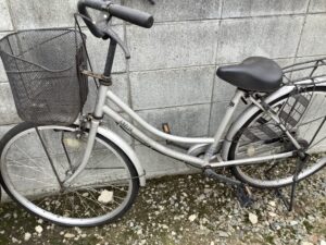 府中市上下町深江で自転車の引き取りから処分までさせて頂きました。