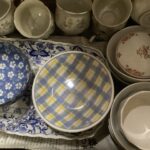 庄原市市町で食器の引き取りから処分までさせて頂きました。