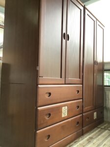 福山市新市町上安井でタンスの引き取りから処分までさせて頂きました。