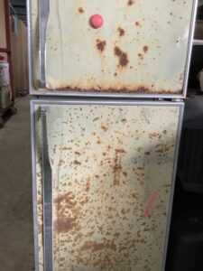 三次市三和町福田で冷蔵庫の引き取りから処分までさせて頂きました。