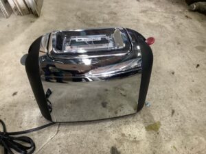 尾道市久保町で家電の引き取りから処分までさせて頂きました。