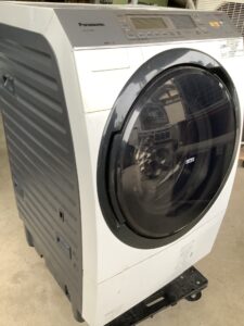 三原市古浜でドラム式洗濯機の引き取りから処分までさせて頂きました。