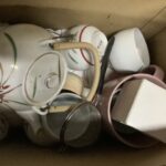 三原市青葉台で食器の回収から処分までさせて頂きました。