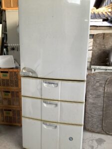 福山市千田町で冷蔵庫の引き取りから処分までさせて頂きました。